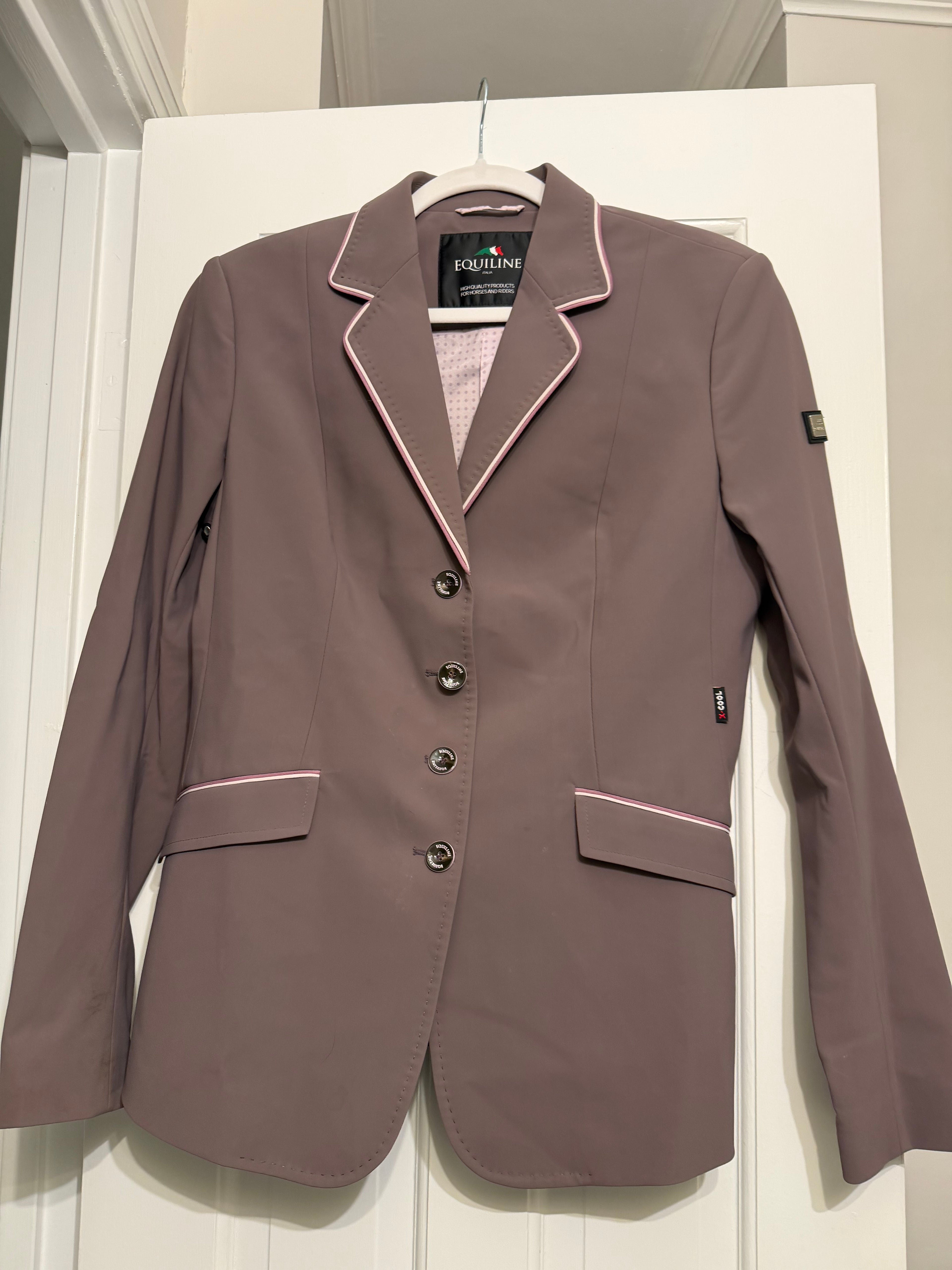 Equiline showcoat IT46