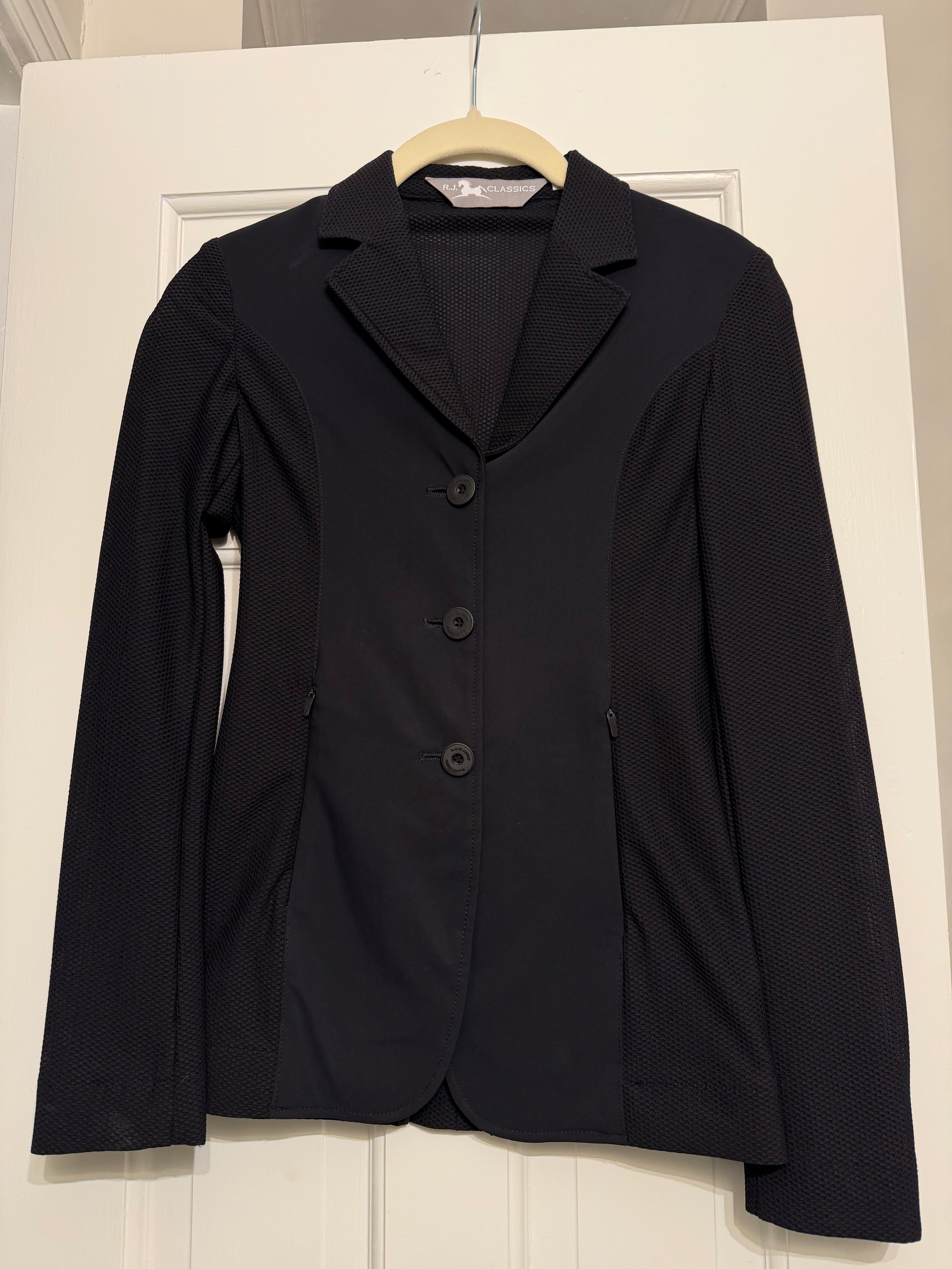 RJ Classics Mesh Childs 14R showcoat