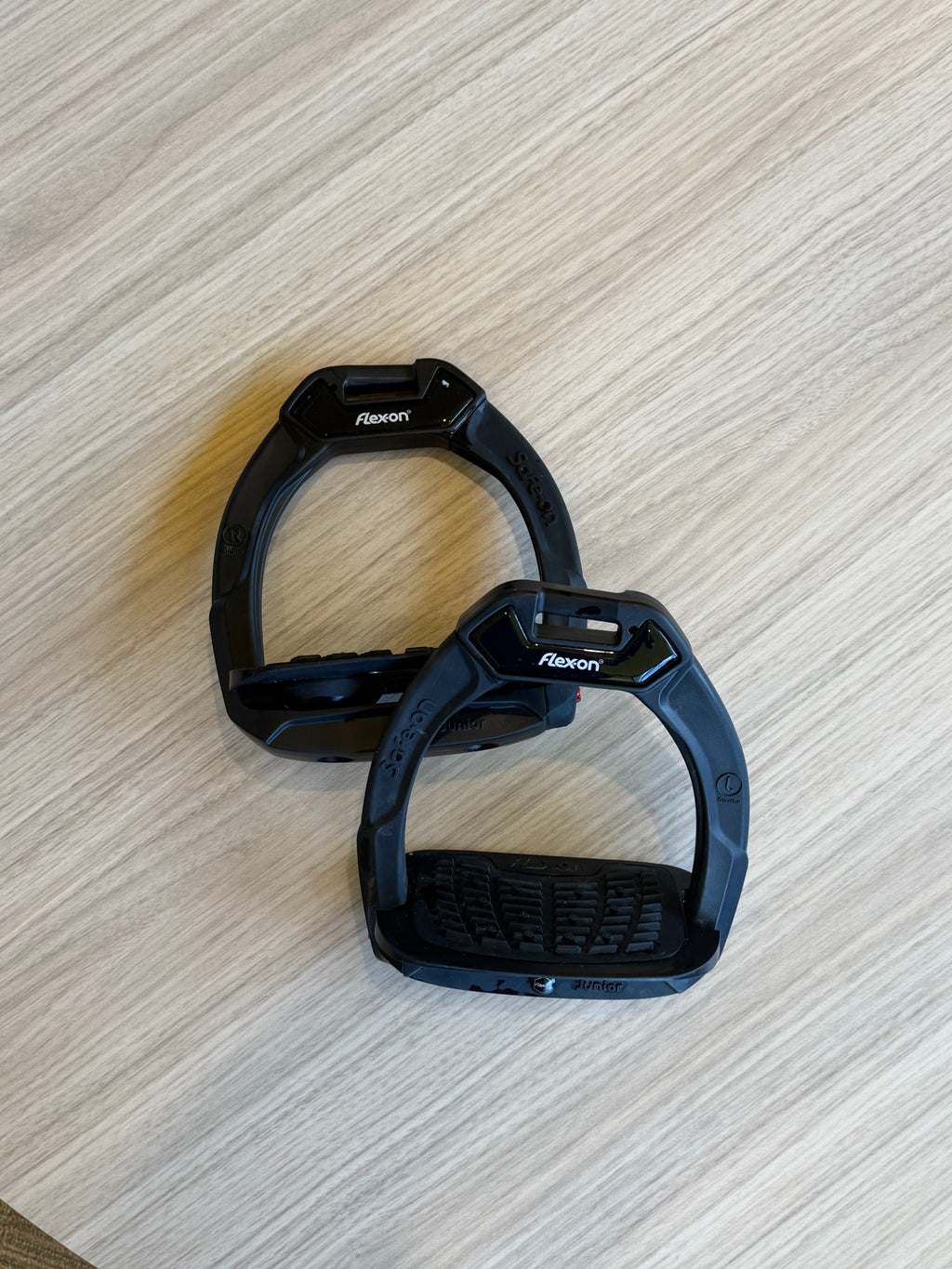 Flex-On Junior Stirrups