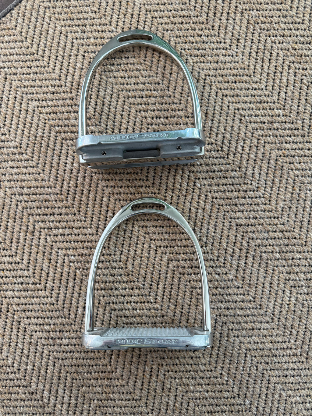 MDC 4.75" Silver Stirrups