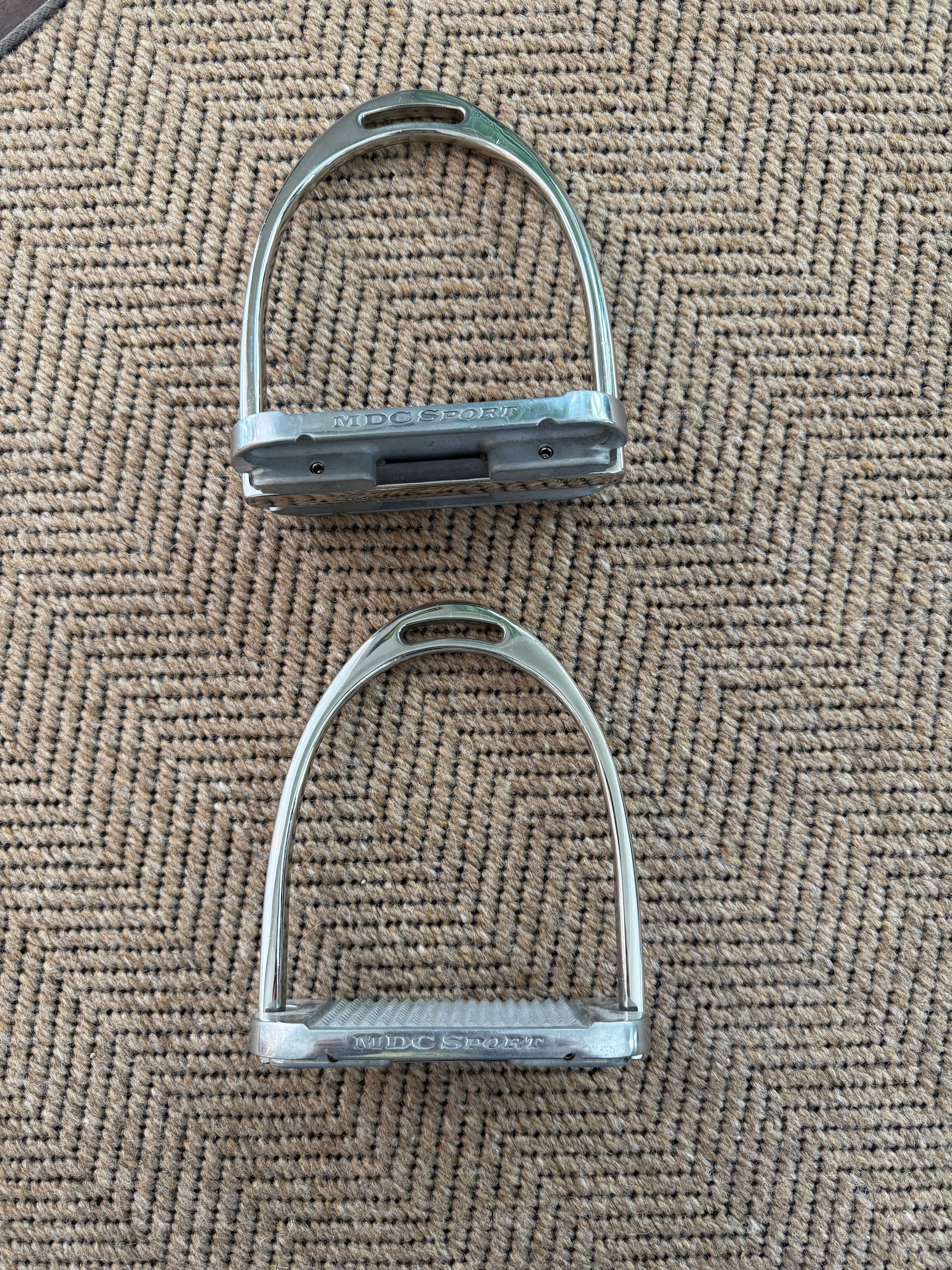 MDC 4.75" Silver Stirrups